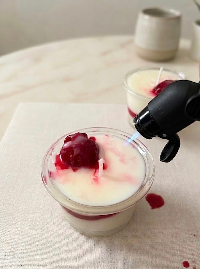 Stawb swril candle
